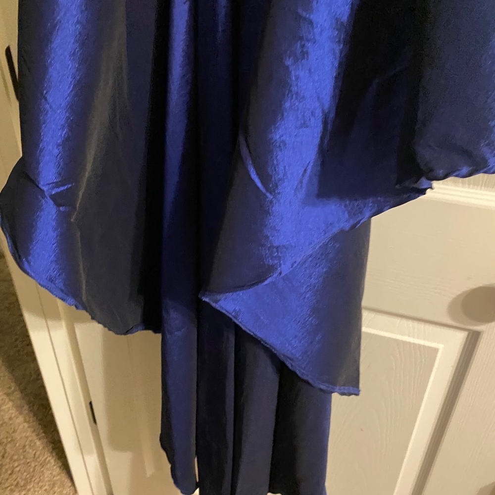 Dress - Picture 3 of 7